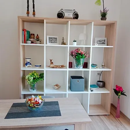 4m Apartment